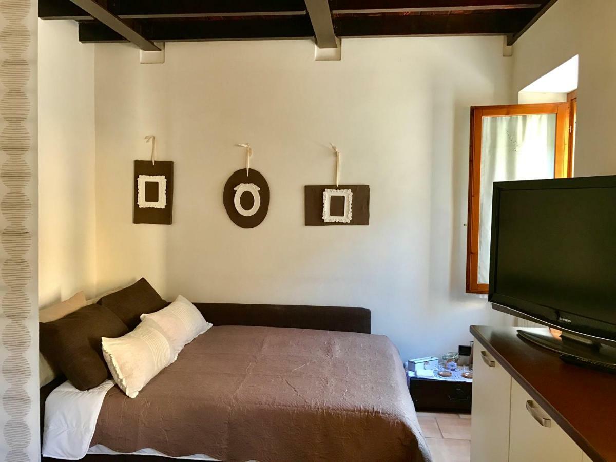 Porto Valentino 2 Apartment Sirmione Luaran gambar